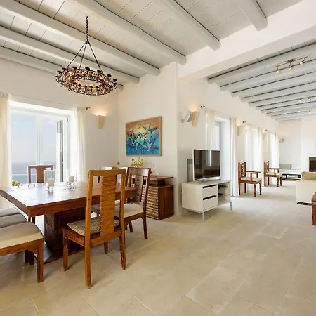 Tluxuryvilla פארוס