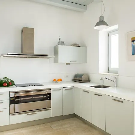 Tluxuryvilla